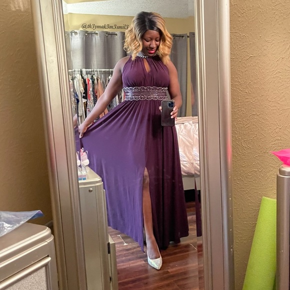 ♻️ New R & M Richards Purple Eggplant Beaded Formal Key Hole Dress size 6 - Picture 1 of 8